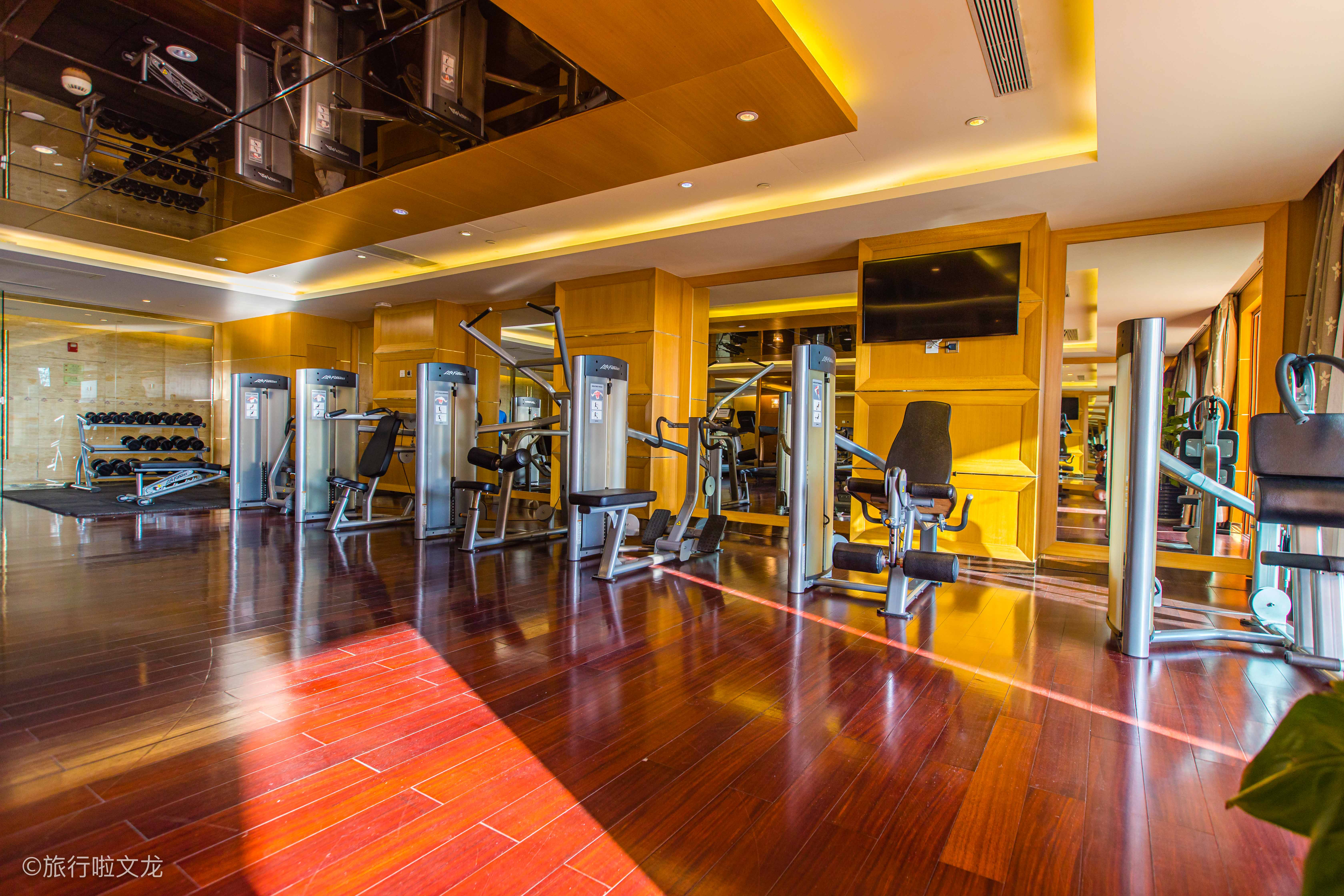 三亚湾唐拉雅秀酒店四天三晚,三亚唐拉雅秀酒店4天3晚海景房