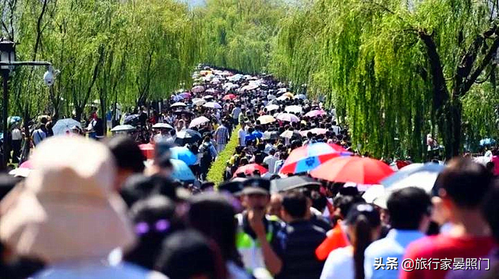 武汉东湖和杭州西湖区别,武汉东湖对比杭州西湖哪个大