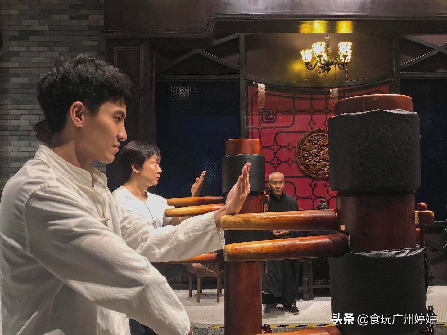 广州塔夜景个人拍照姿势,广州塔合影拍照最佳地点