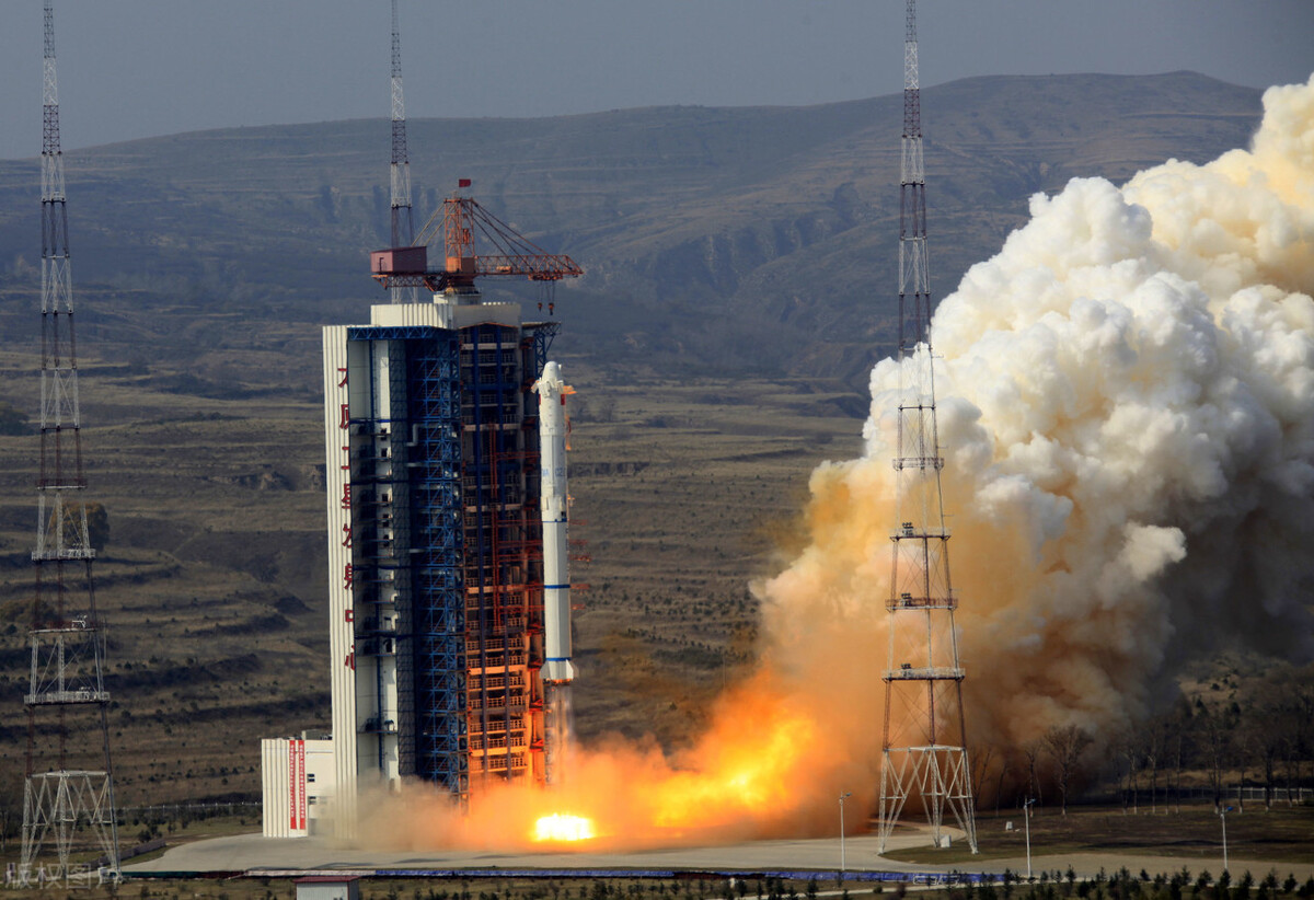 涓浗绌洪棿绔欑殑鎺ㄨ繘鍣ㄦ湁澶氱墰,缇庡浗鍜屼腑鍥界伀绠帹杩涘櫒璋佺殑鏇村己