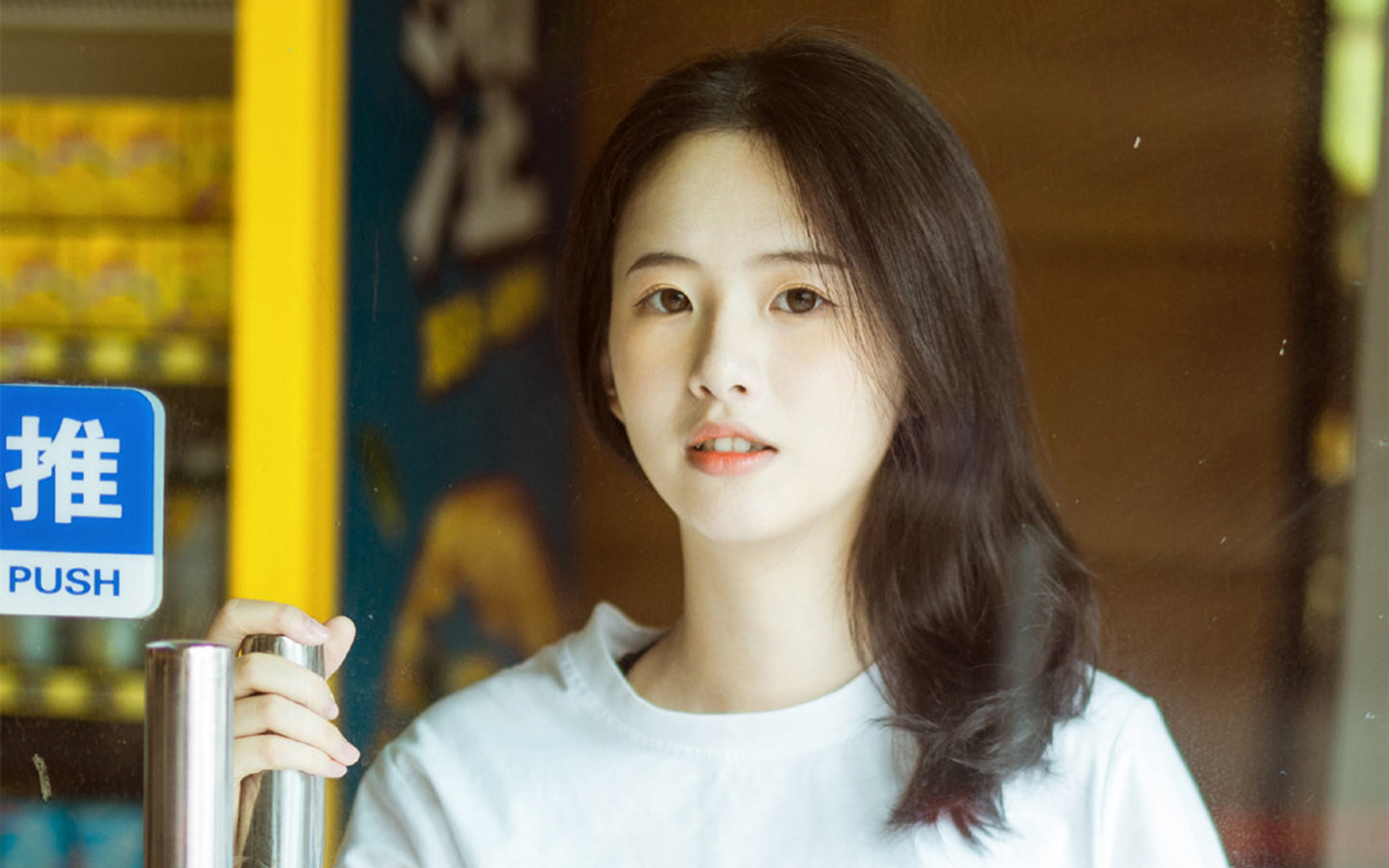 感情里不舍得放手怎么办,感情中不愿放手什么心理