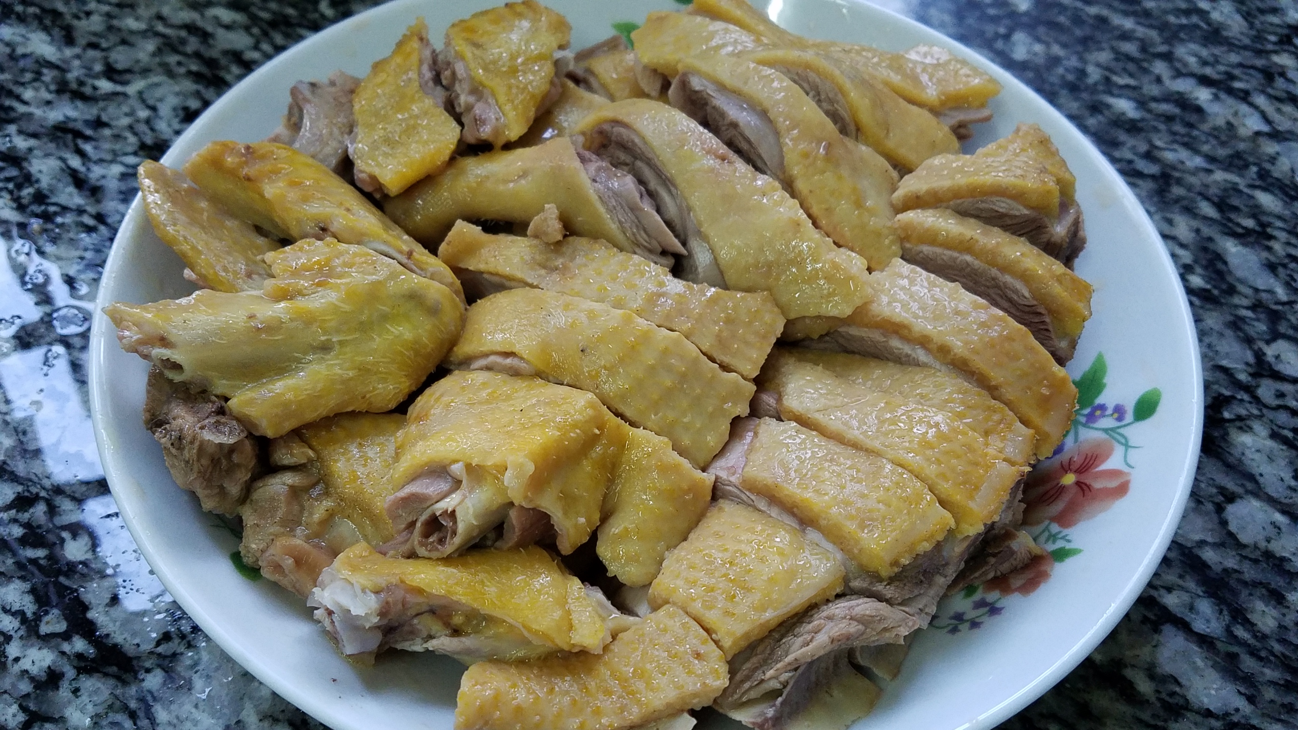 鸭肉别直接炖，教你一个广东做法，营养美味又好吃，味道很棒