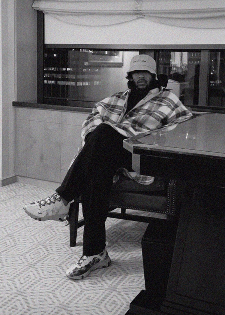 aj1和yeezy哪个值得入手 (aj1和yeezy哪个值得买)