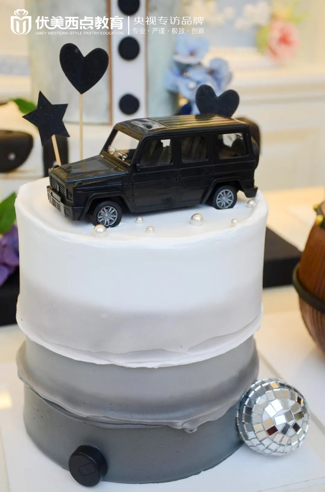 新生故事|他从雪域圣地的理塘而来，梦想着把西点的味道带回家乡