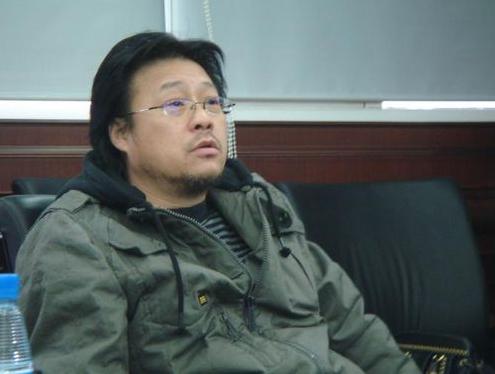 陈金飞现在和刘亦菲还有来往吗,陈金飞和刘亦菲现在关系