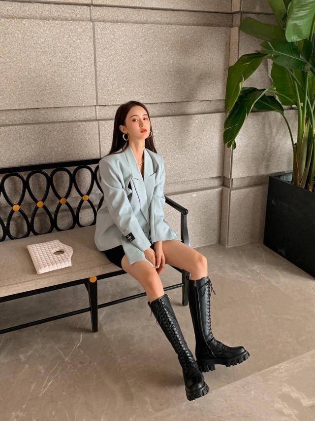 经久不衰的“长筒靴”你真的会选吗?教你几点小技巧,避坑又实用