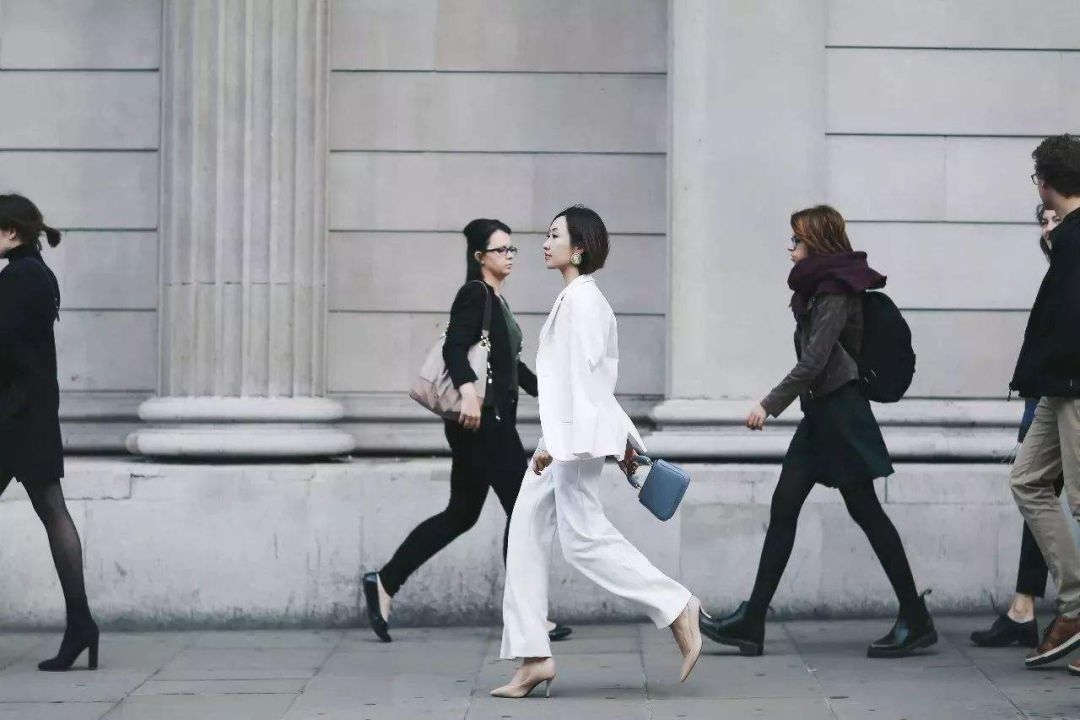 张大奕同一批的网红,网红张大奕靠带货走向上市