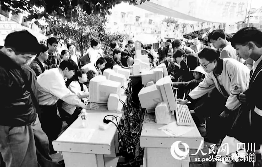 四川改革开放的重大改变,1988年四川改革开放大事记