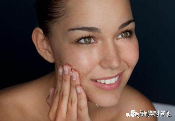 毛孔粗大油皮用什么防晒,鼻子毛孔粗大用什么护肤