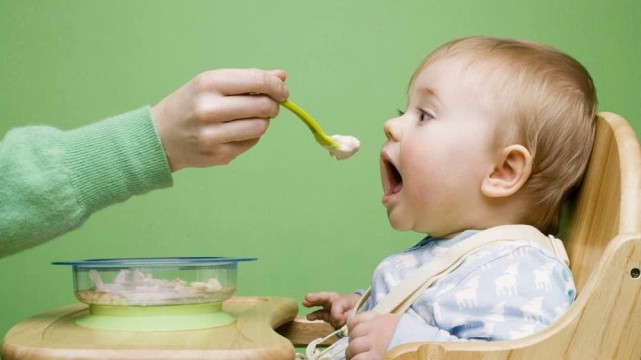 宝宝得了鹅口疮怎么解决,宝宝得了鹅口疮要怎么治疗