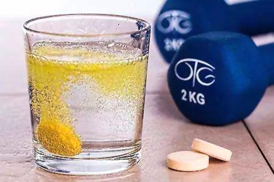 哪些药不宜用水送服,这6类药物忌用热水送服