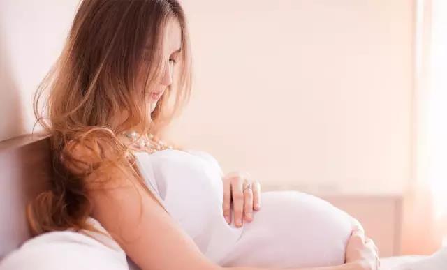 妈妈怀孕的时候的痛苦,孕妇腰痛怎么办中期