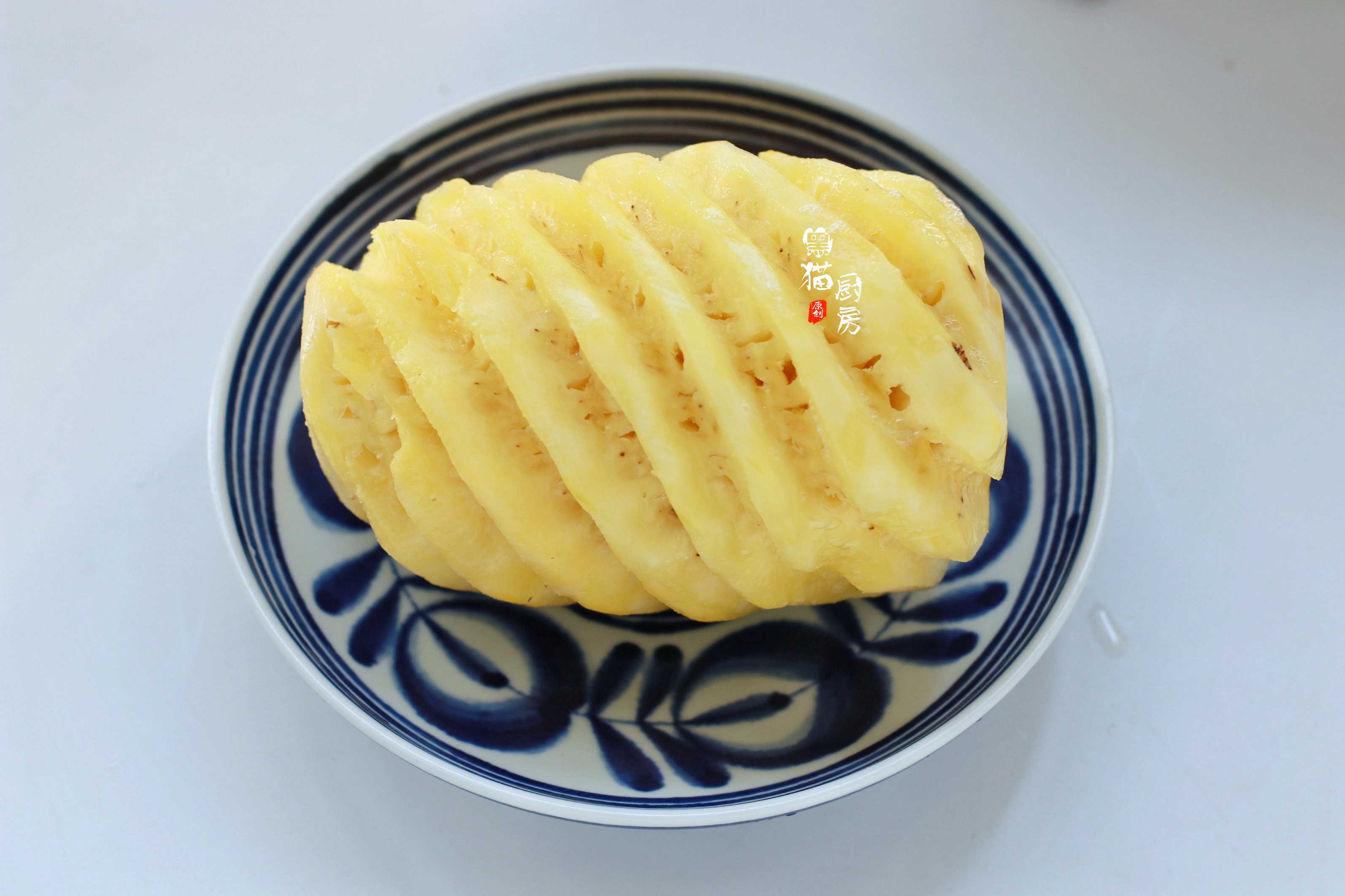 你还在用盐水泡菠萝吃吗,吃菠萝不用盐水洗的后果