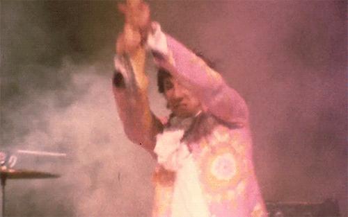 吉他有几种玩法,吉他的几种玩法