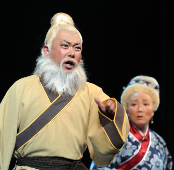 红楼梦里的焦大说了什么,红楼梦第七回焦大忠不忠