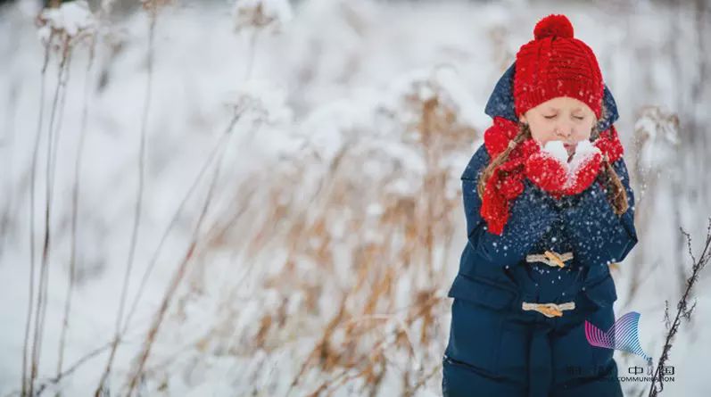 小孩羽绒服特脏怎么清洗干净,白色羽绒服脏了用什么擦干净