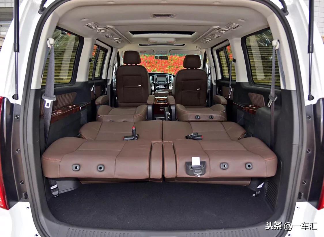 七座车型推荐风行cm7,性价比高的七座车推荐东风风行cm7