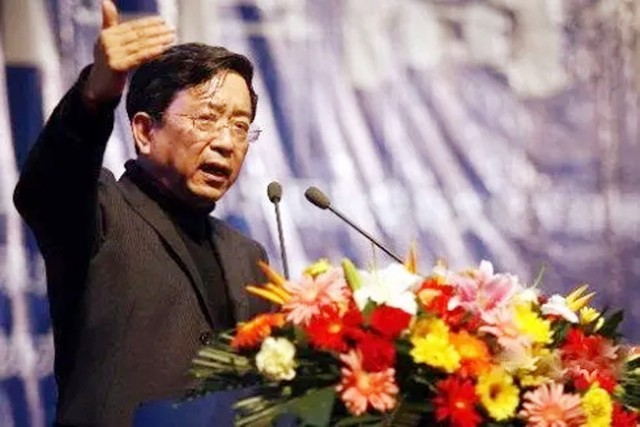 北大才子余杰：自称蒙古人，勾结*华反**势力讨好美国，一切有迹可循