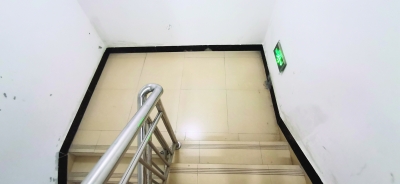 广西桂林女子摔倒后续,桂林少女坠楼案