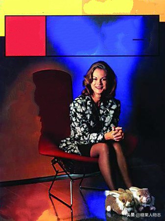 花花公子休海夫纳情史揭秘,花花公子创始人海夫纳有几个孩子