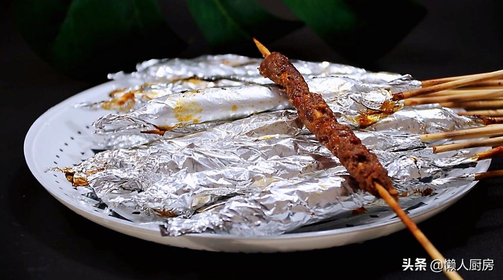 烤的牛肉怎样才能让它不发酸,怎么烤出来的牛肉不酸