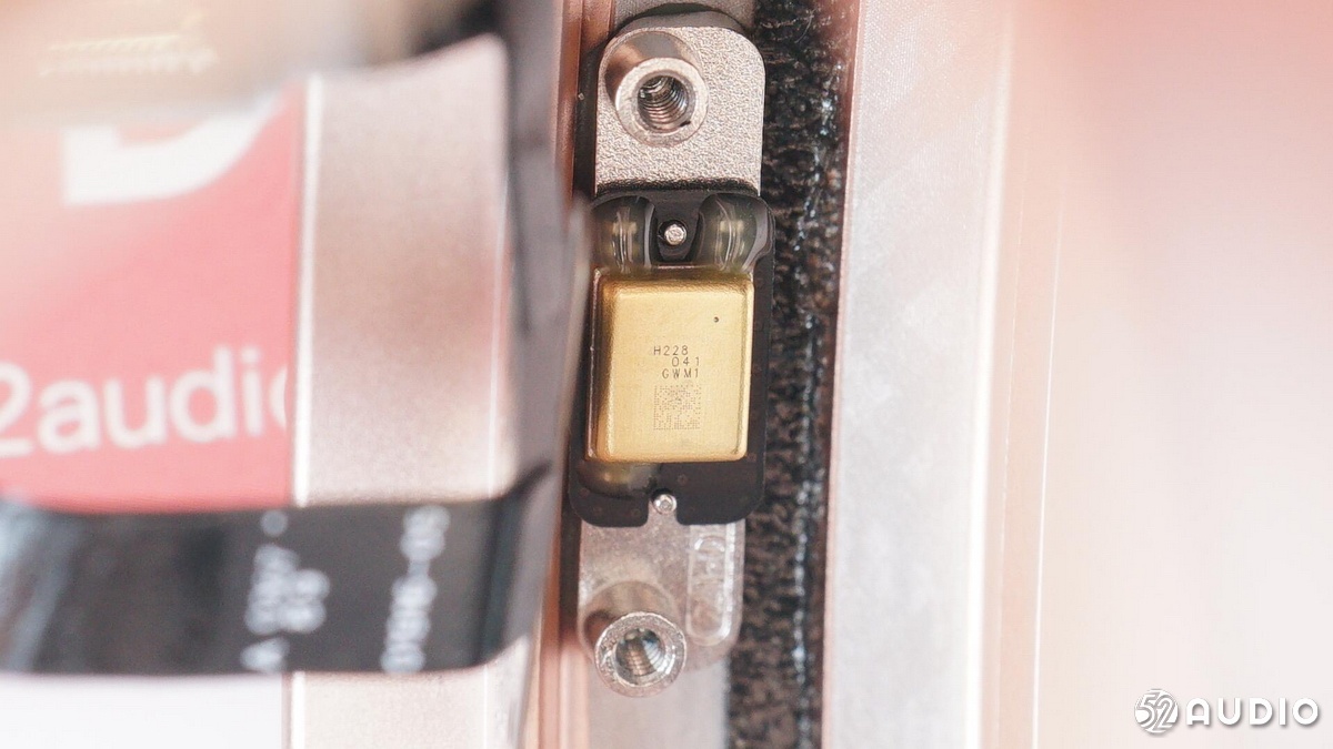 airpodsmax耳机评测,2024年苹果airpodsmax值得买吗