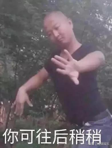 当一个男孩感到恐惧,当一个孩子对另一个孩子产生恐惧