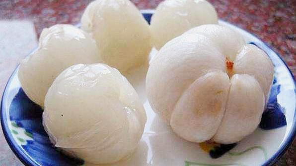 水果山竹硬的好还是软的好,山竹挑选皮硬还是皮软的