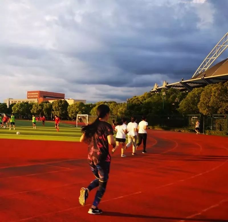 上海市晨跑团,沪上23所高校