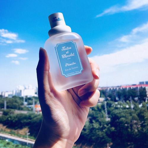 宝格丽白茶香水和玉龙哪个好闻,跟宝格丽白茶一样好闻的香水推荐