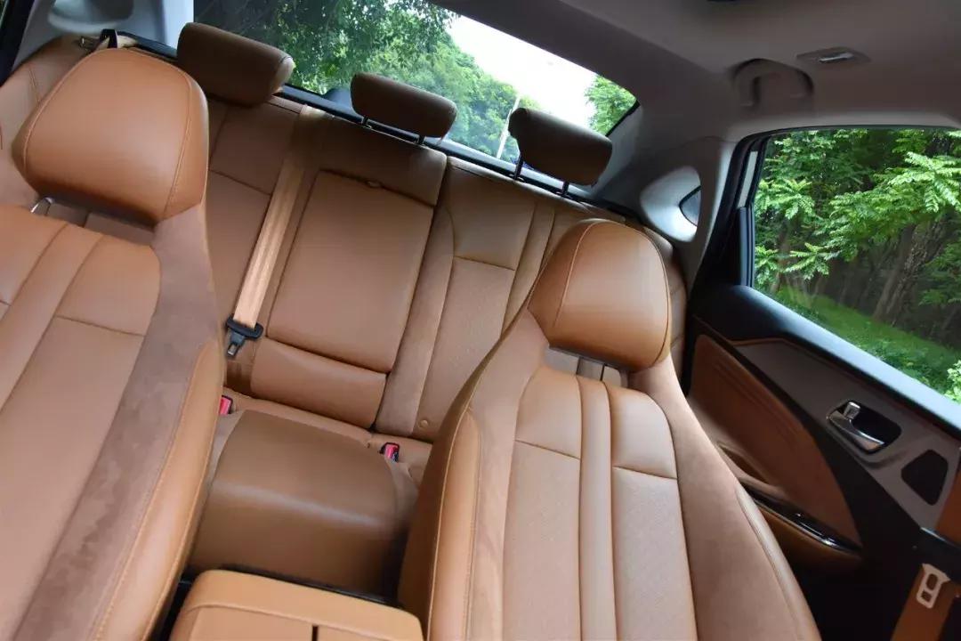 广汽埃安aions机械钥匙怎么使用,广汽埃安aions钥匙怎样换电池