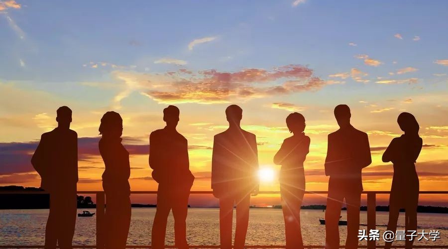 小米8年的创业故事,小米8发布上市是哪年