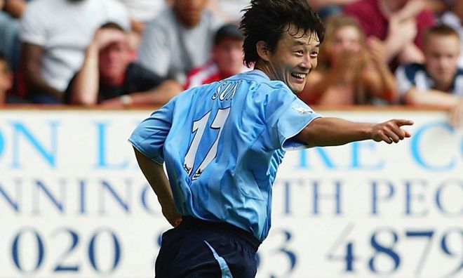 这支国足被骂最没有进取心的球队，球迷给教练寄了把刀