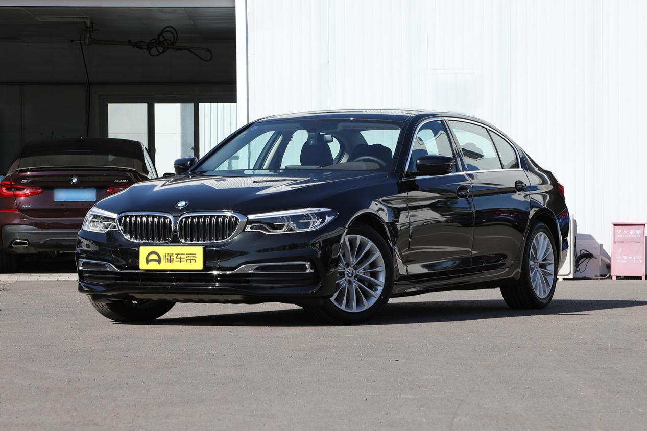 50万左右买什么车有面子,50万买豪华车还是二手超豪华车