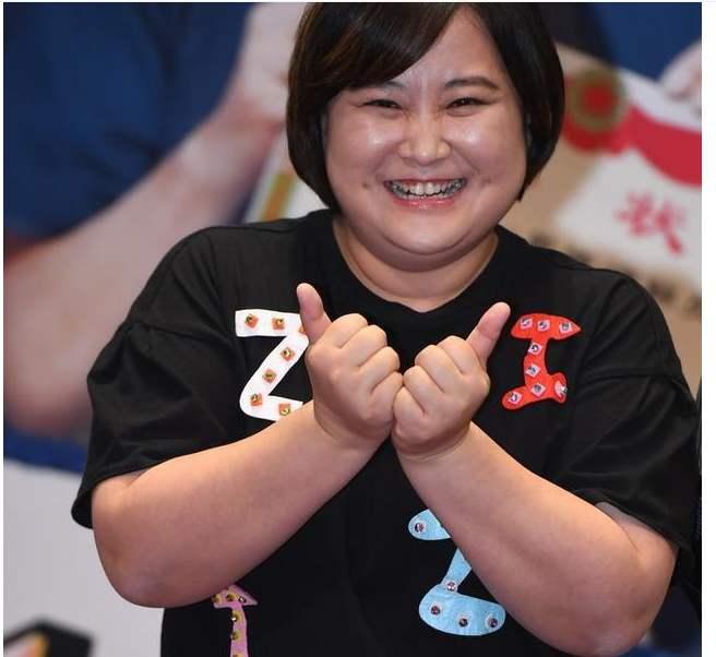 脸大的女生如何变得脸小,长脸女生怎么提高颜值