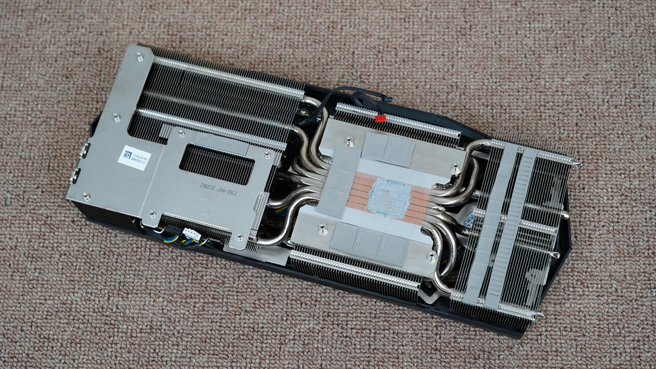 哪个机箱可以装3槽显卡,什么样的显卡适合装itx主机