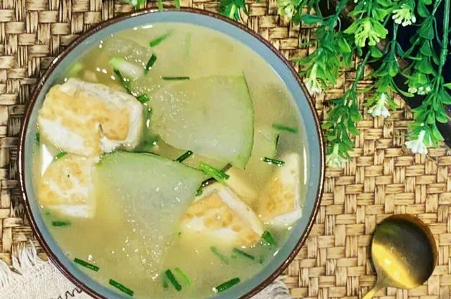 减肥晚餐粥简单做法,减肥晚餐菜汤的做法