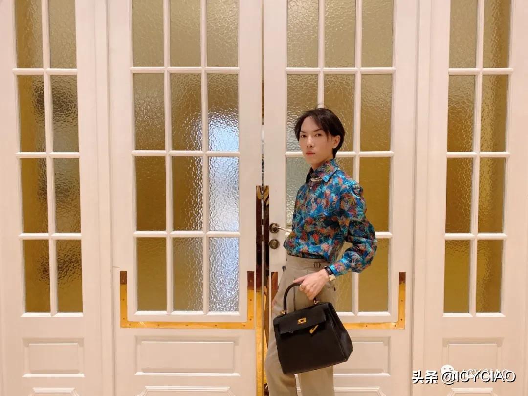 成衣定制最大的困难,对话95后白岩松视频