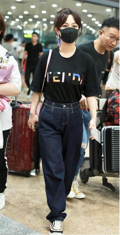 杨紫轻熟女装,杨紫轻熟风黄衣裙