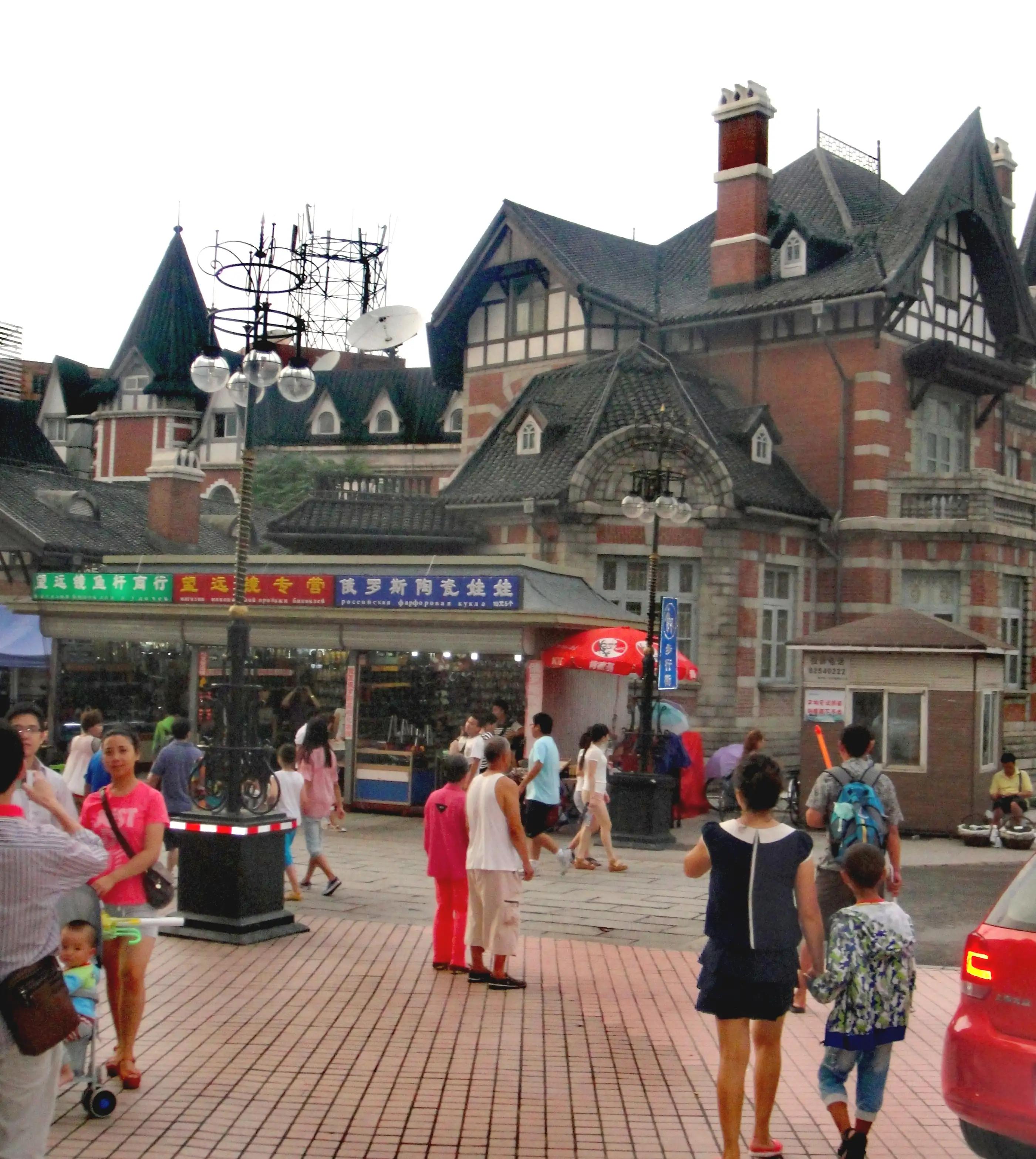 大连俄罗斯风情一条街老建筑,俄罗斯风情一条街大连坐几路车