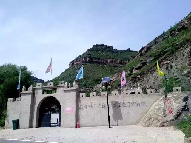 4月1日出游适合去哪里,4月适宜自驾游的路线