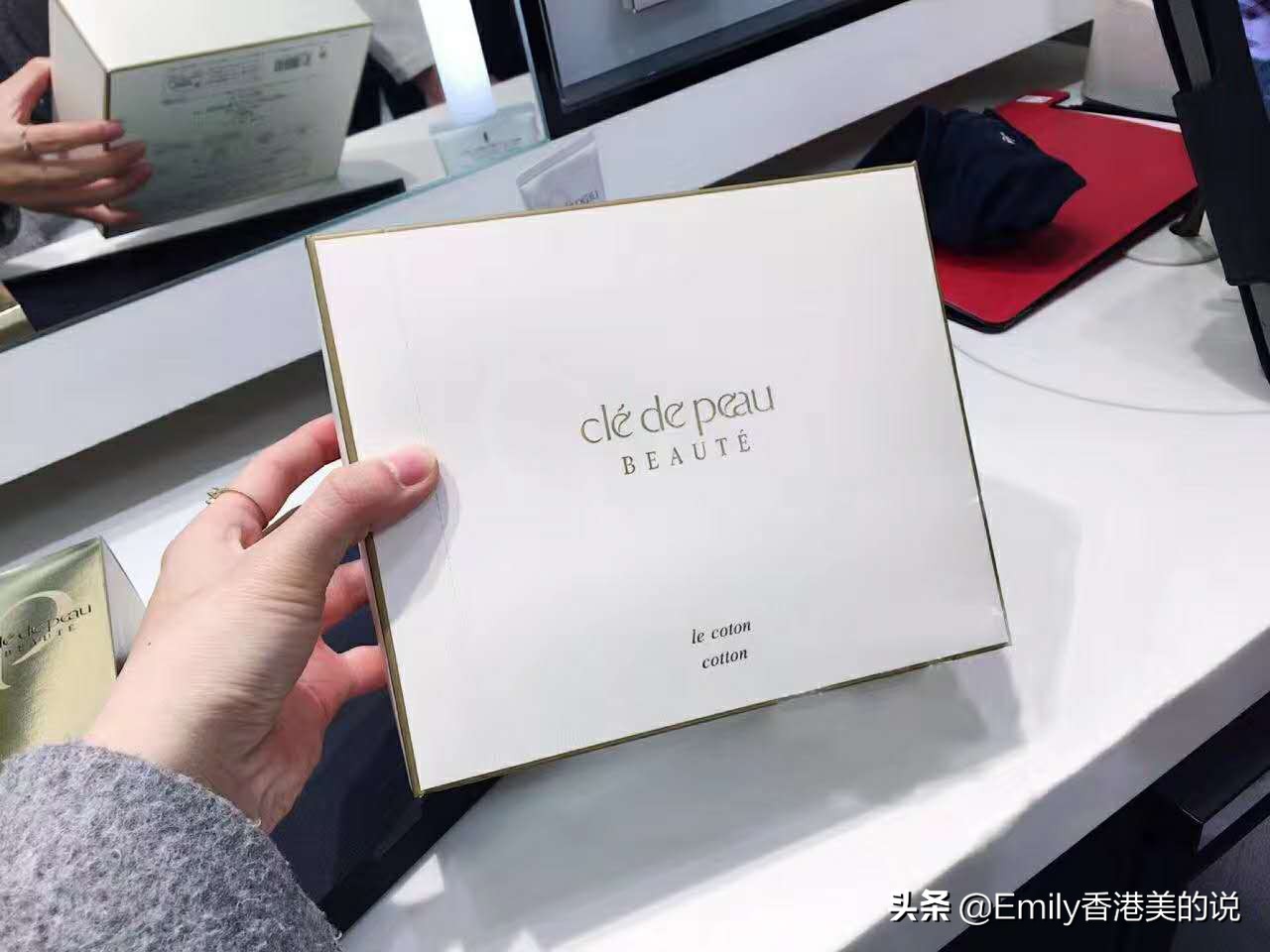 什么样的化妆棉好用一点,又大又好用的化妆棉