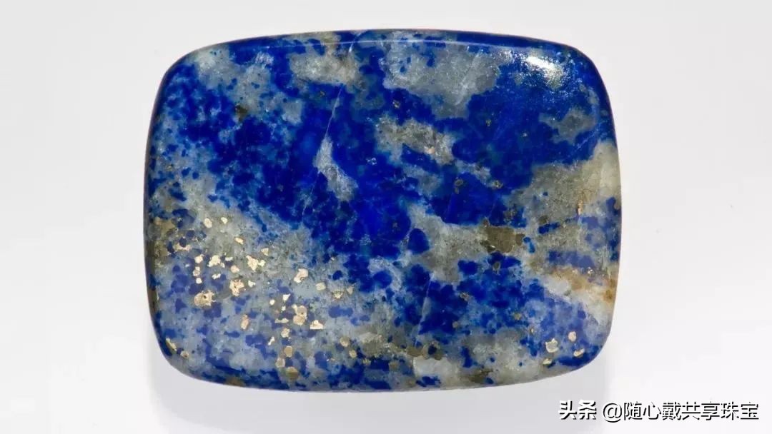 蓝色瑰宝青金石,青金石自然界的蓝色