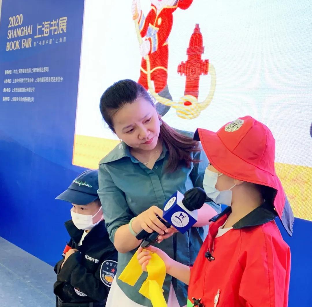 乐高带给孩子无限乐趣,乐高可以锻炼孩子的思维和耐力