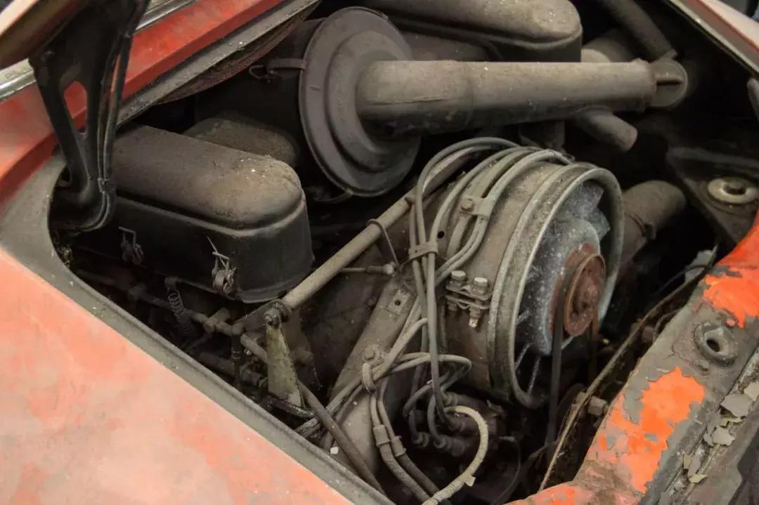 用80万买辆破烂保时捷花300万修复,这才是情怀*党**的最高信仰