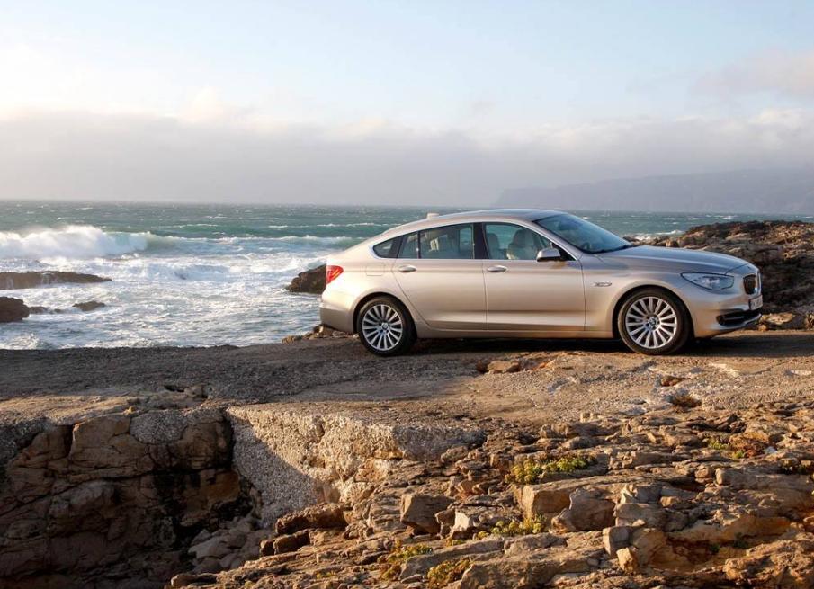 最新二手宝马5系多少钱,现在二手宝马5系多少钱