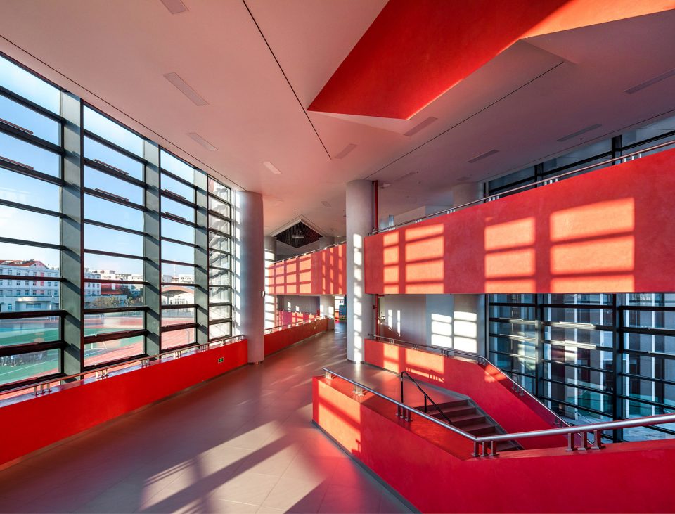 天津泰达一中——神奇的“麻花辫”