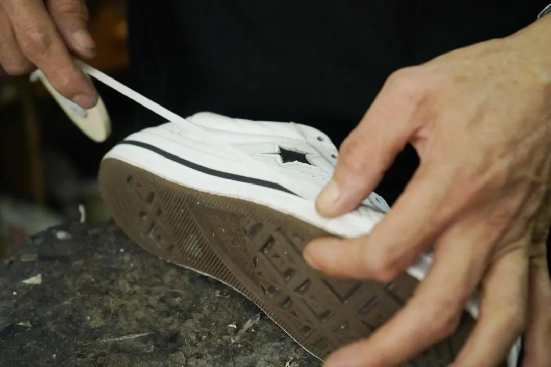 鞋子质量好不好一看就知道,质量好不好一看实物就知道