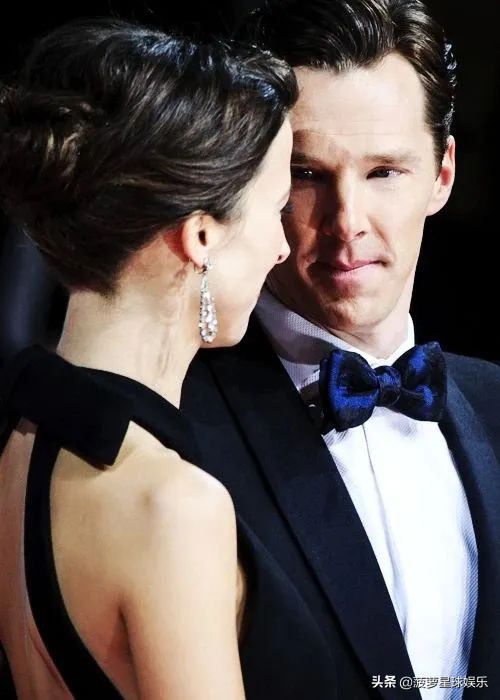 卷福版福尔摩斯最后跟谁在一起了,神探夏洛克让卷福一夜爆红