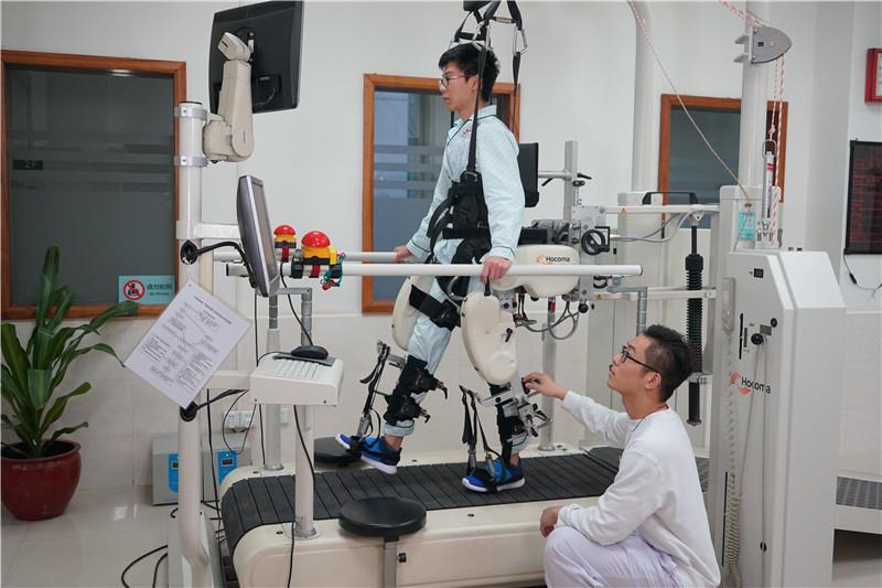 十八载坚守成就破茧蝶变,十八载风雨兼程再创辉煌